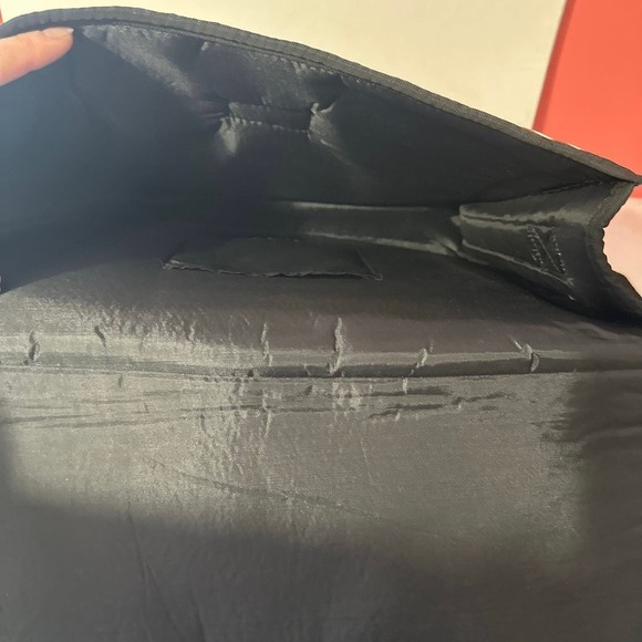 Weaved computer bag - Picture 3 of 3